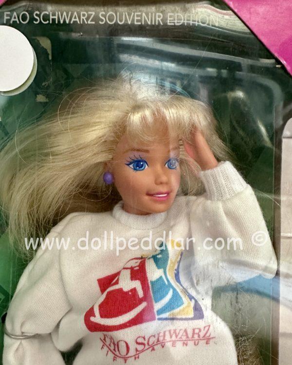 12749 Shopping Spree Barbie FAO Schwarz Exclusive - Image 2