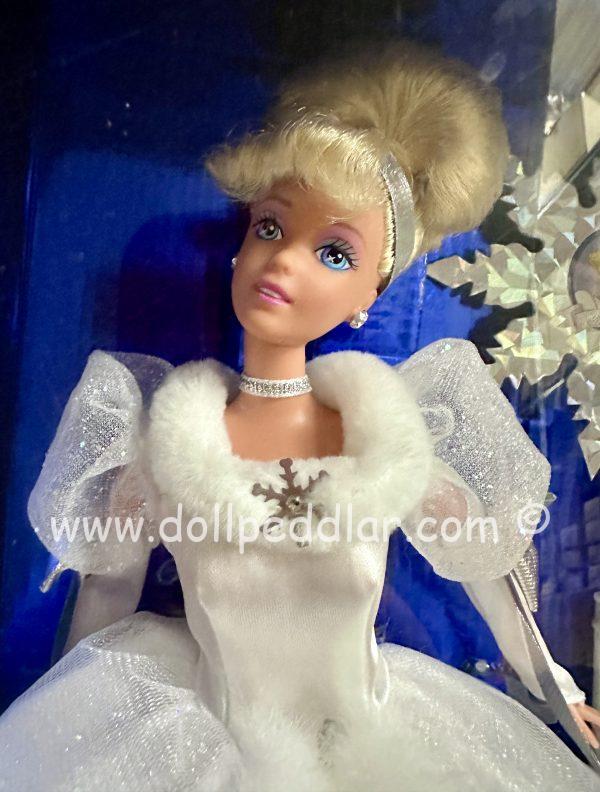 16090 Holiday Princess Cinderella 1st in Series - Image 4