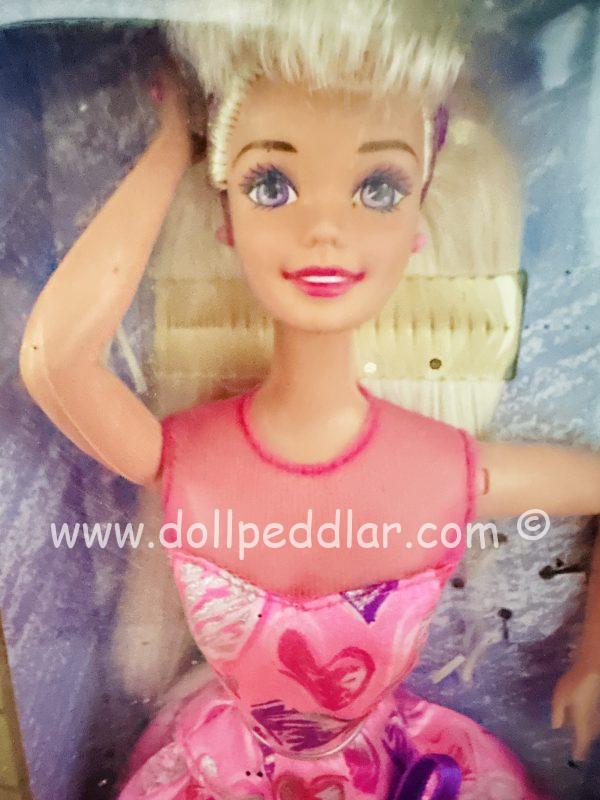 17649 Valentine's Barbie - Image 2