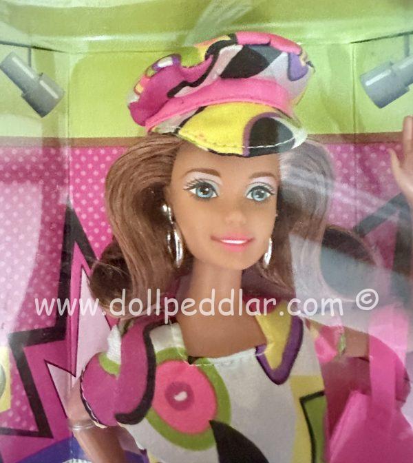 17693 Sixties Fun Barbie (1997)