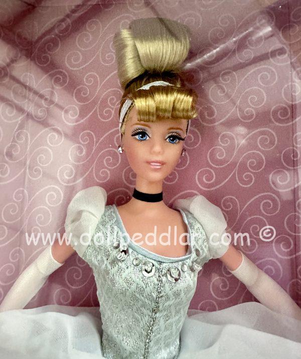 19660 Cinderella Signature Collection LE BOX NOT MINT