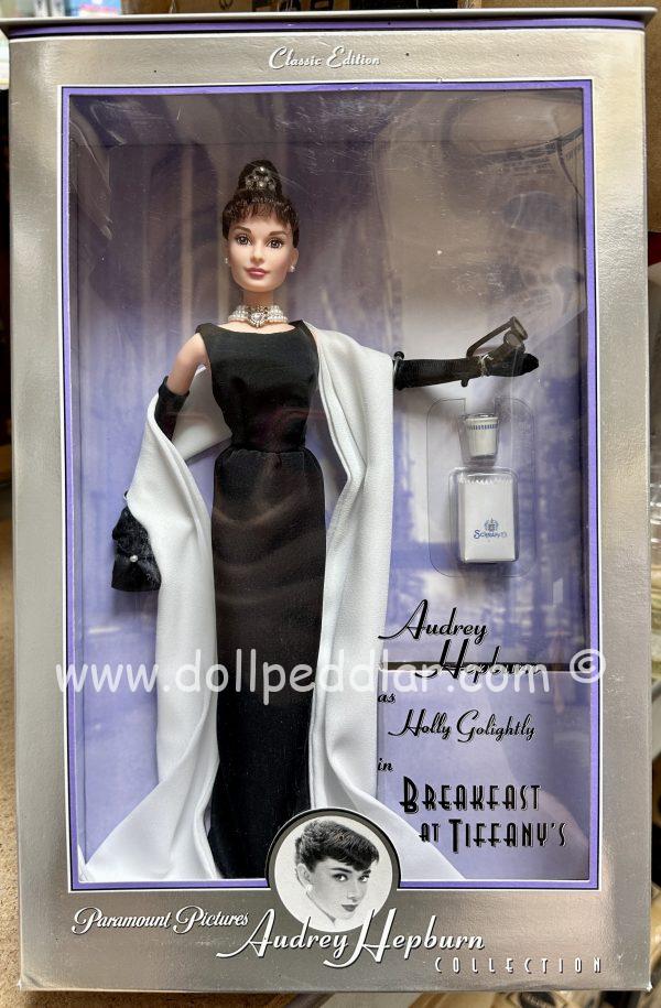 20355 Audrey Hepburn in Breakfast at Tiffany's Black Gown