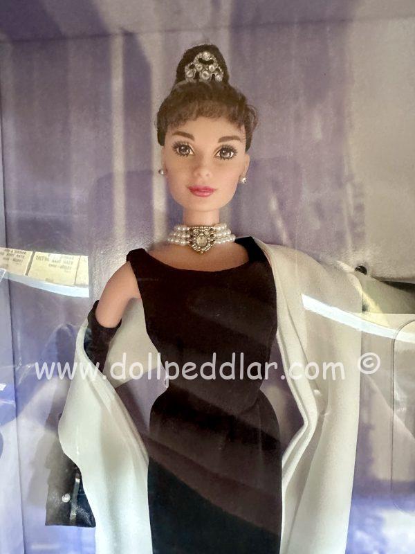 20355 Audrey Hepburn in Breakfast at Tiffany's Black Gown - Image 2