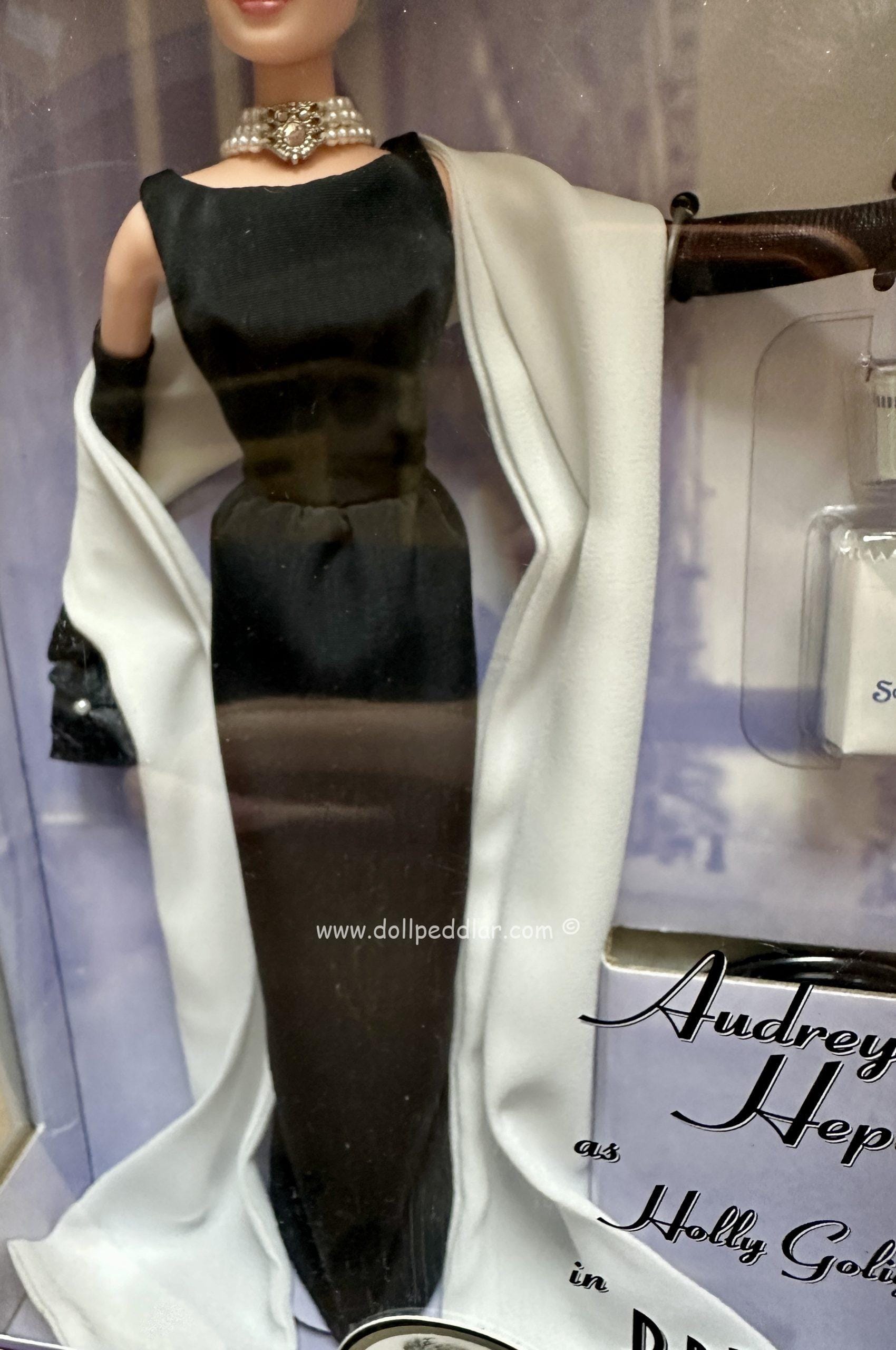 20355 Audrey Hepburn in Breakfast at Tiffany's Black Gown Doll Peddlar 20355 Audrey Hepburn in Breakfast at Tiffany's Black Gown Doll Peddlar
