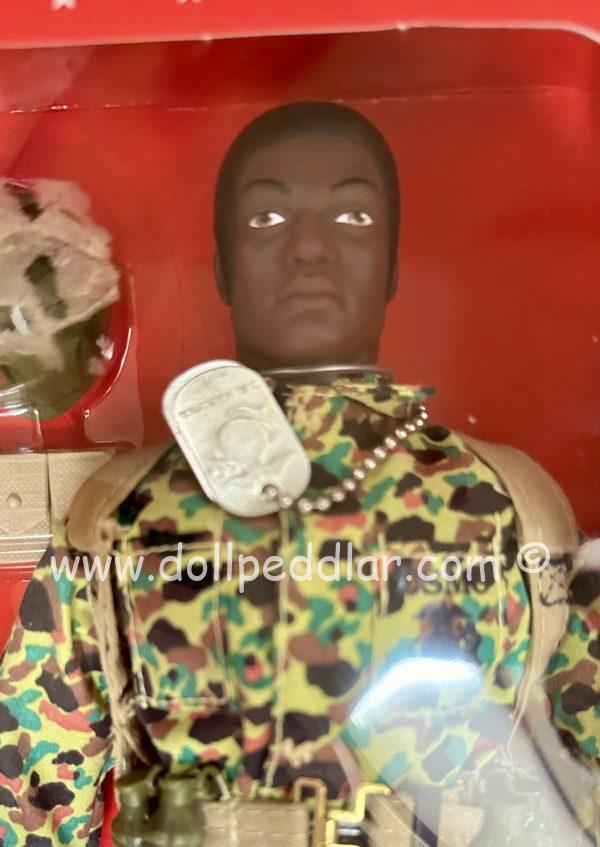 GI Joe Action Marine - African American NRFB - Image 4