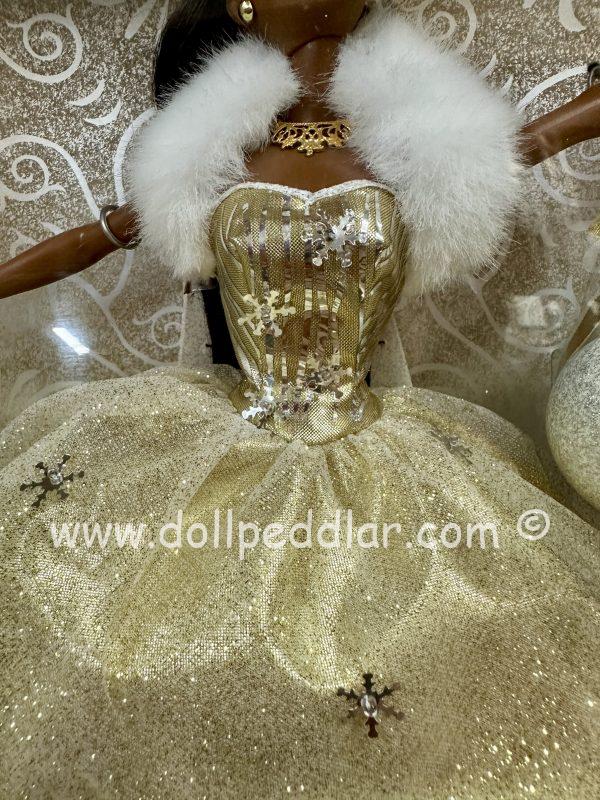 28269 Holiday Celebration Barbie 2000 AA NRFB - Image 4