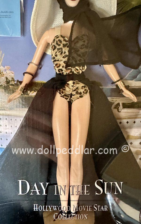 29389 2001 Barbie Con Day In The Sun Barbie Brunette LE1100 - Image 3