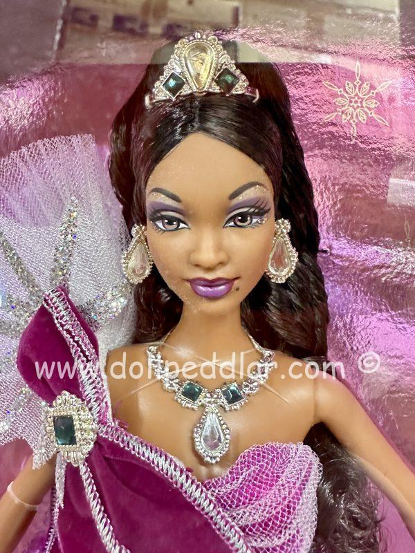 H0178 2005 Holiday Barbie by Bob Mackie AA - Image 2
