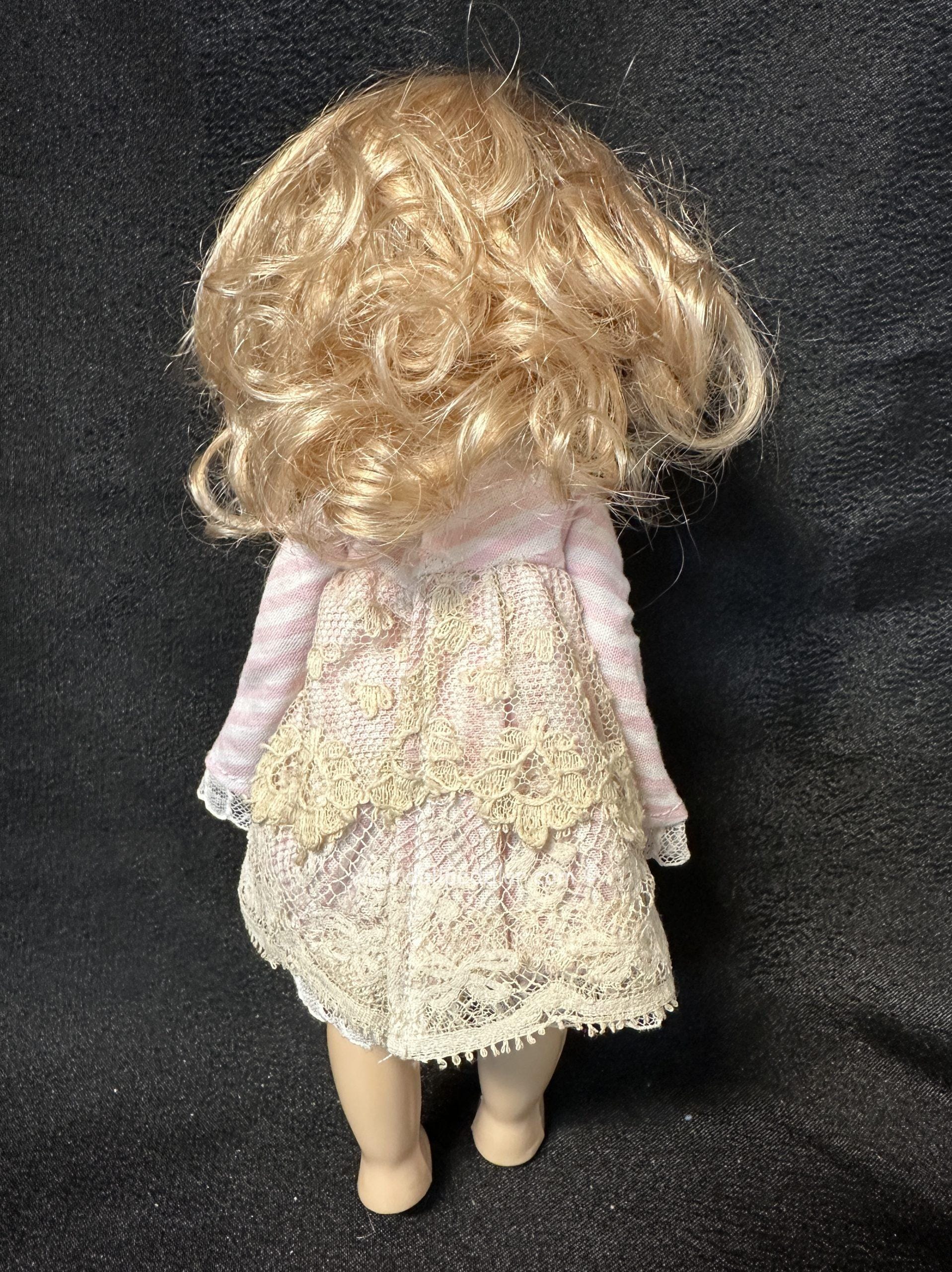 Vintage Vogue (Ginny) Straight Leg Walker Doll - Image 4