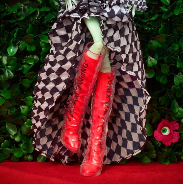 HNV20 Off-White™ c/o Monster High Harmonie Ghoul Doll NRFB in Shipper - Image 4