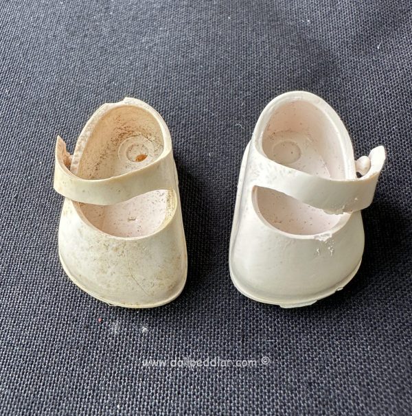 Vintage 30mm White Strapped Ginny Shoes
