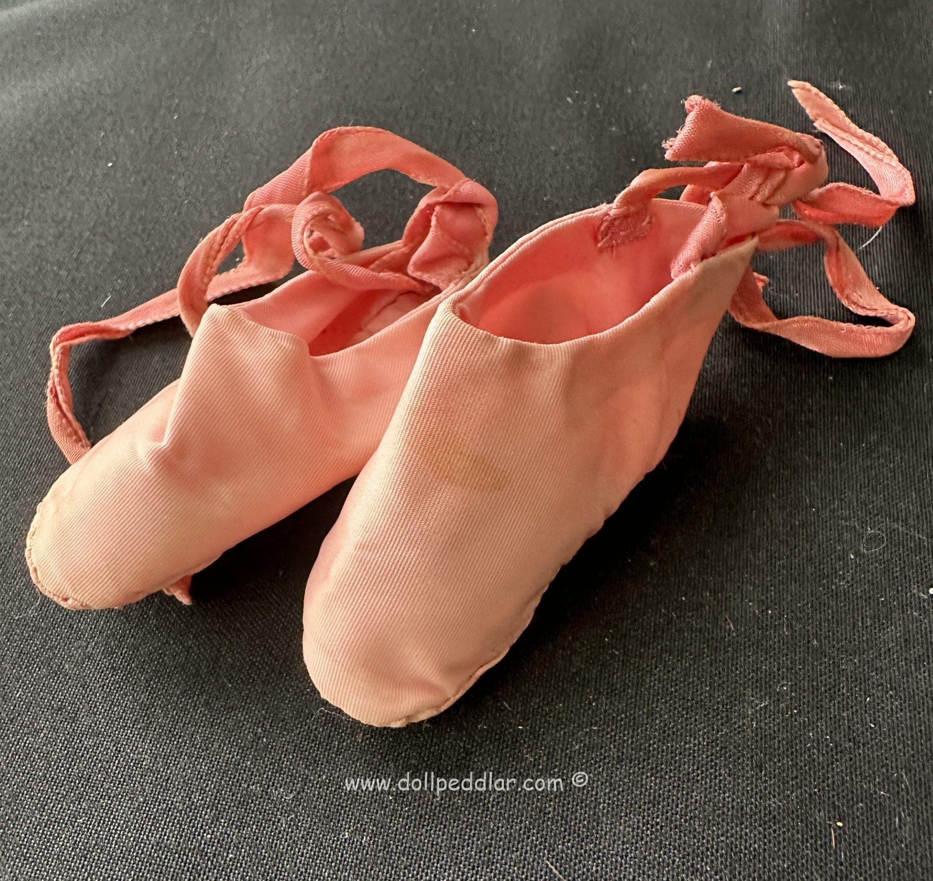 2.5" Pink Ballerina Slippers with Ties