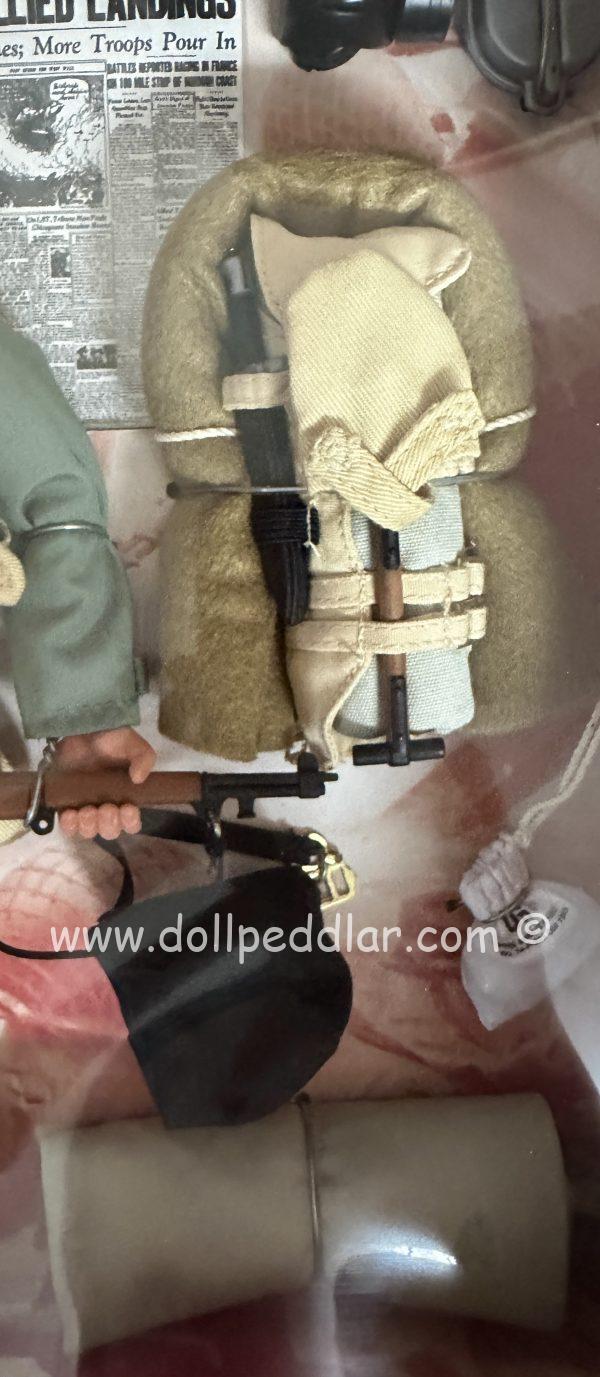 GI Joe D-Day Salute NRFB - Brunette - Image 7