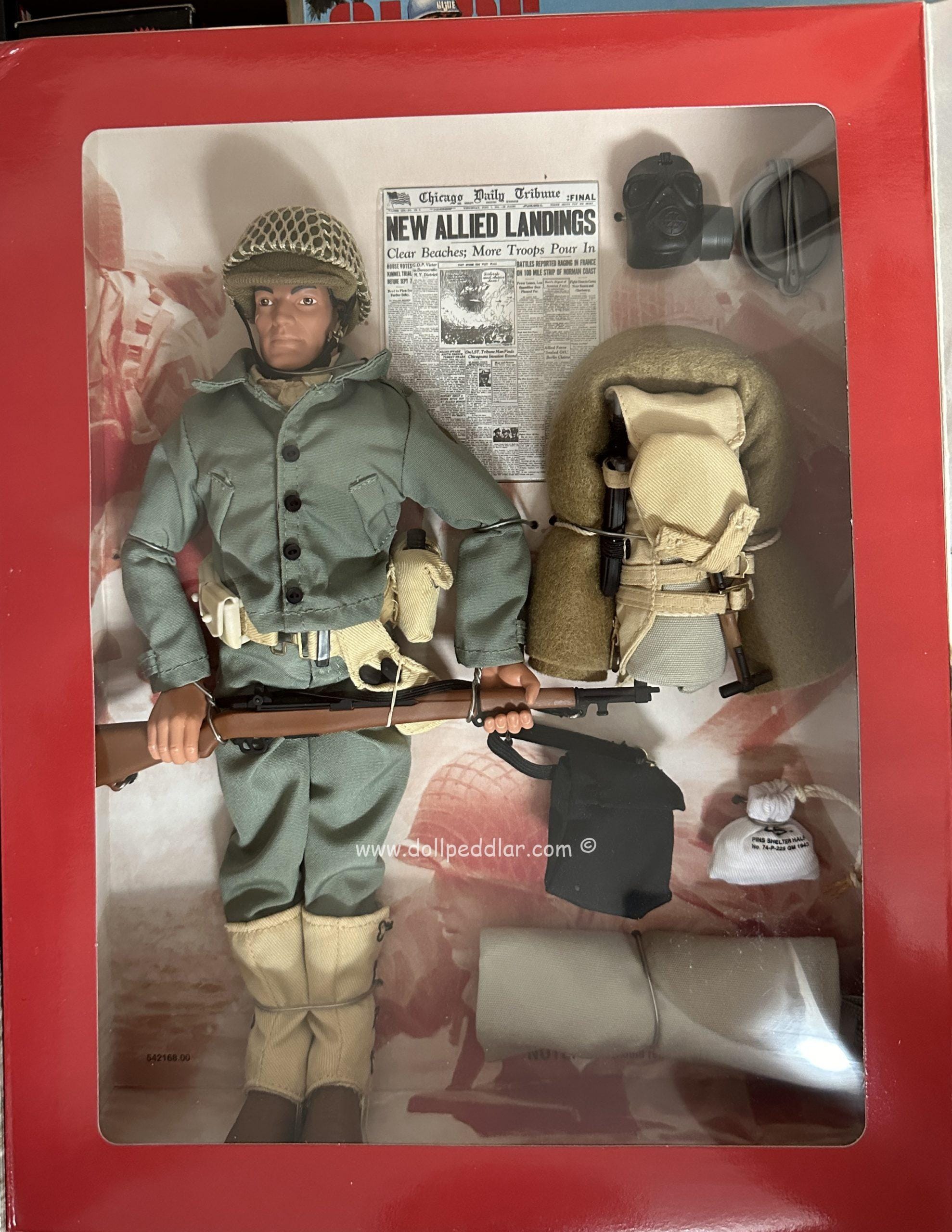 GI Joe D-Day Salute NRFB – Brunette – Doll Peddlar GI Joe D-Day Salute NRFB – Brunette – Doll Peddlar