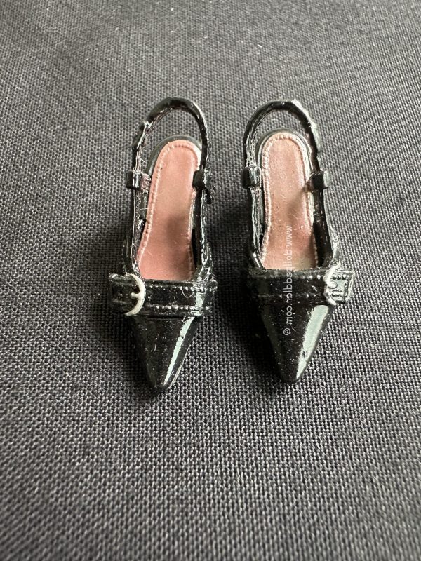 1.75" Vintage Black Kitten Heels