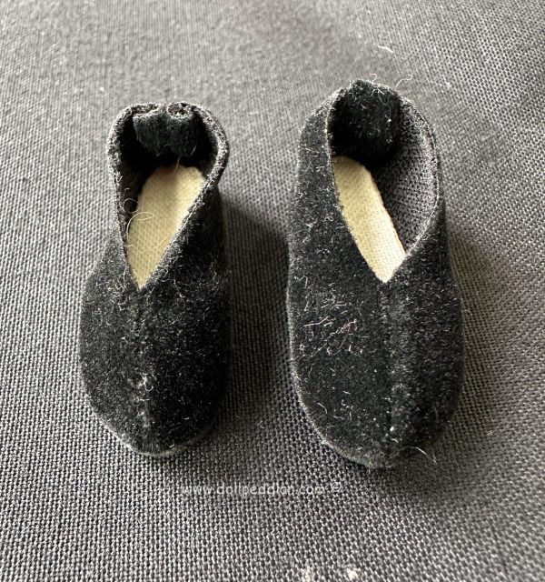 35mm Black Velvet Shoes