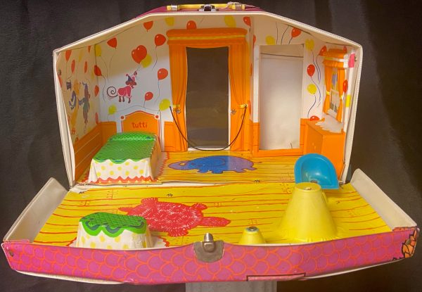 Mattel Vintage Tutti Playhouse - Image 3
