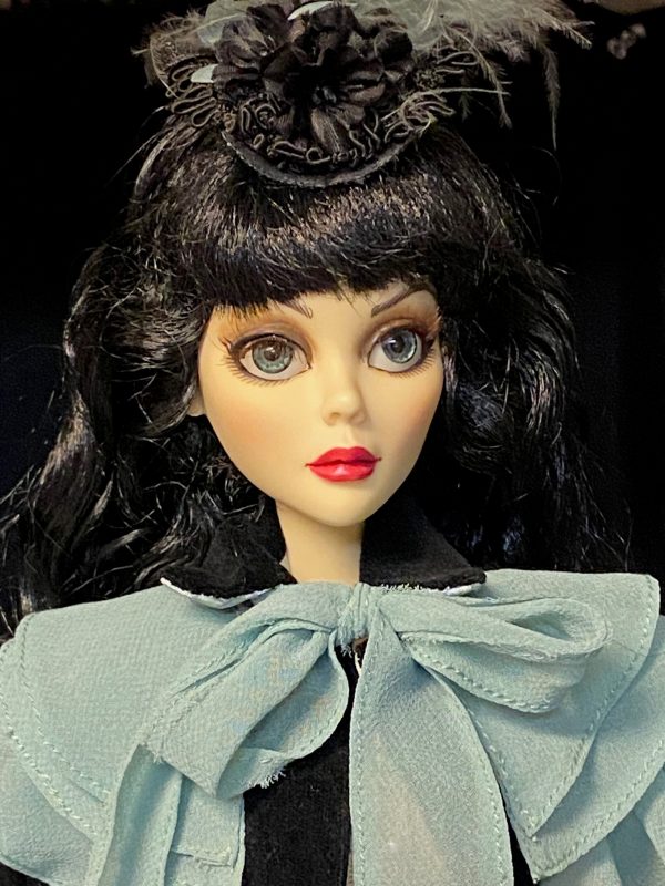 Evangeline Ghastly A Tangled Web (Mint in Box/No Boots) - Image 2