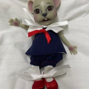 Evangeline Ghastly Crumpet the Mouse 5″ Resin (Mint in Box w/Shipper)