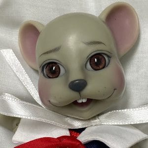 Evangeline Ghastly Crumpet the Mouse 5″ Resin (Mint in Box w/Shipper)