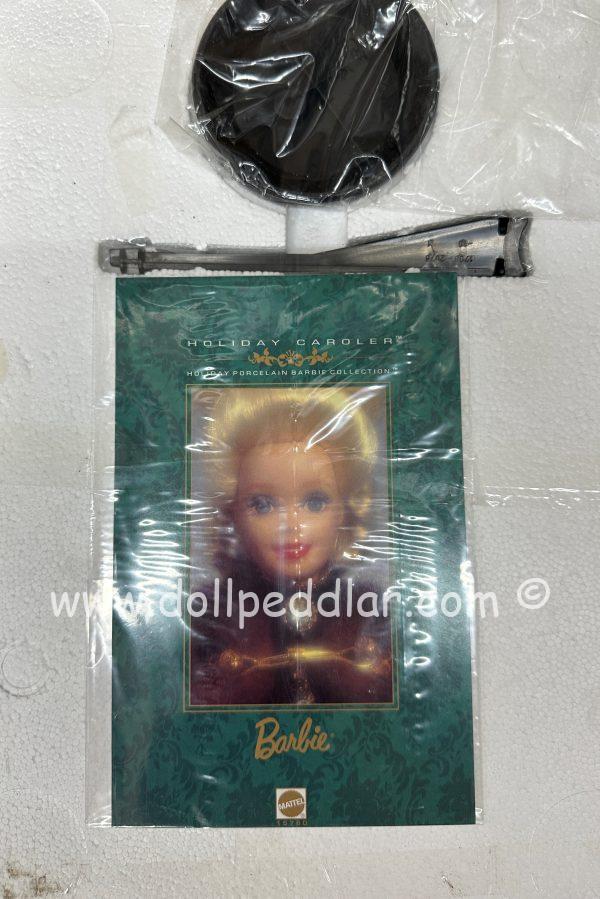 15760 Holiday Caroler Barbie (Porcelain) - Image 5