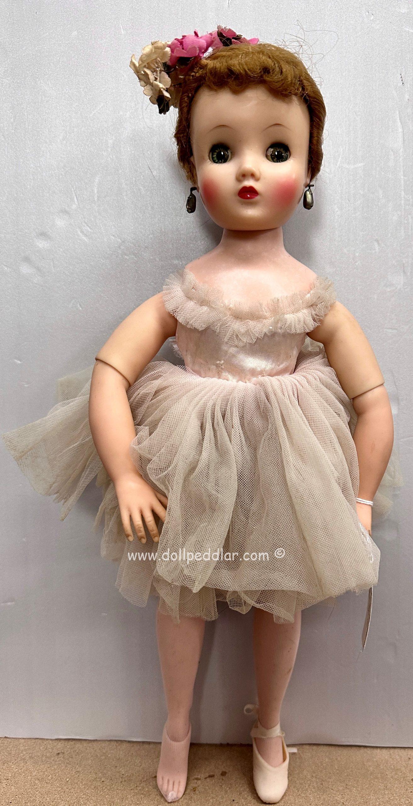 Madame Alexander Vintage 16.5" Elise Ballerina. 1950s NO BOX, NOT MINT - Image 4