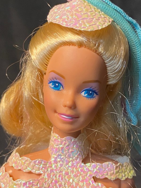 Mattel Pink Box Fantasy Barbie NO BOX - Image 2