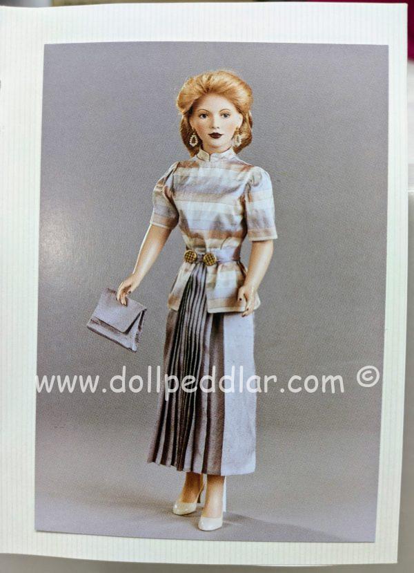 "Jeannou 1940s" by Vera Scholz 25" Fashion Doll from Germany NRF - Image 4