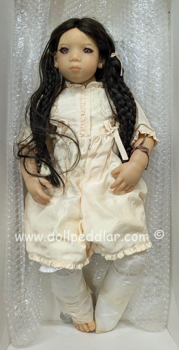 Annette Himstedt AN MEI 24 2/5"- New in her box and carton with COA - Image 5