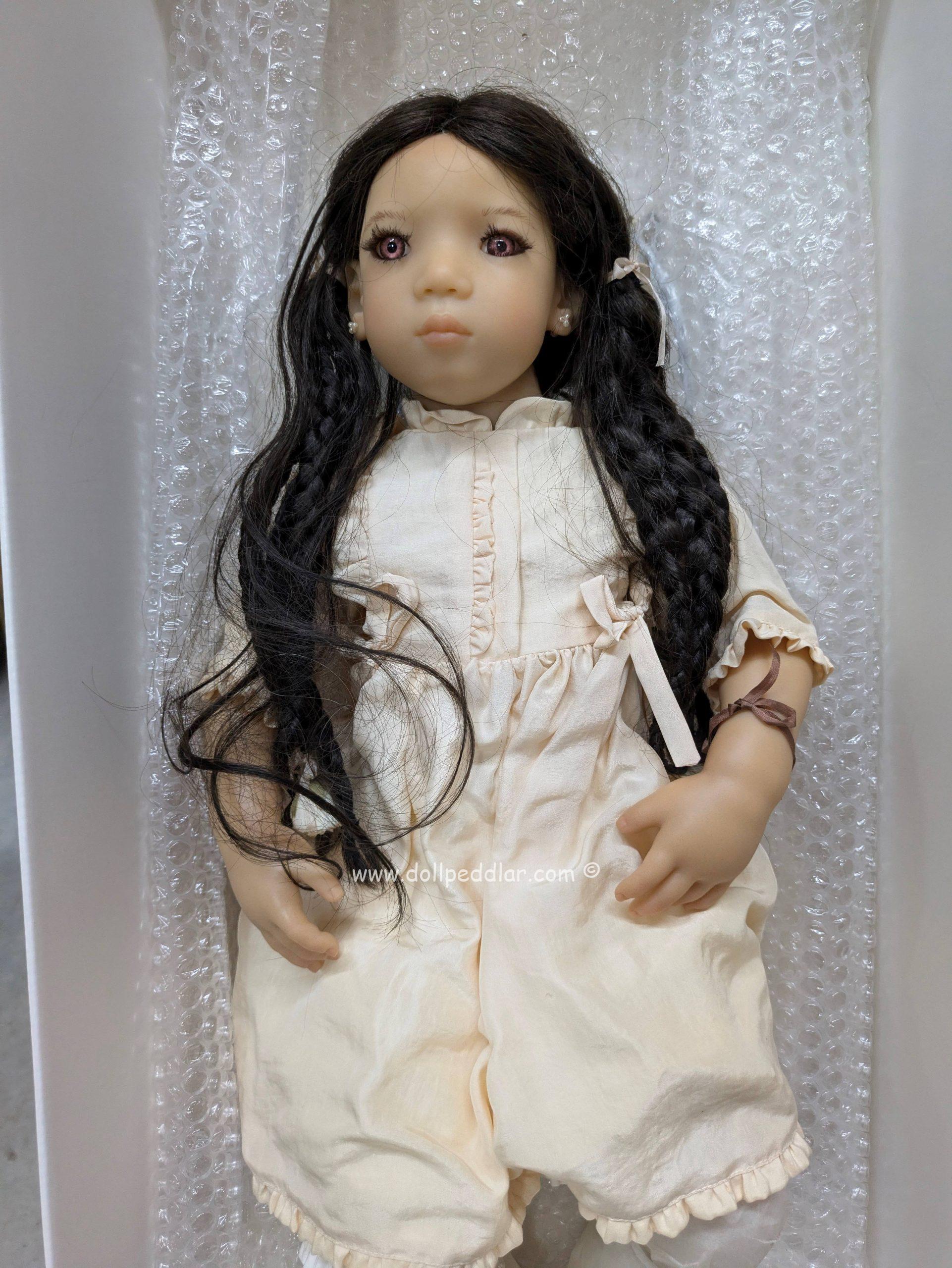 Annette Himstedt AN MEI 24 2/5"- New in her box and carton with COA - Image 4