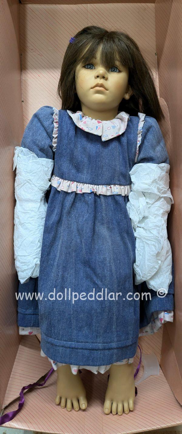 Annette Himstedt. FRIEDERIKE   WORLD CHILDREN COLLECTION.  29" Doll. Replaced Box & no shipper - Image 2