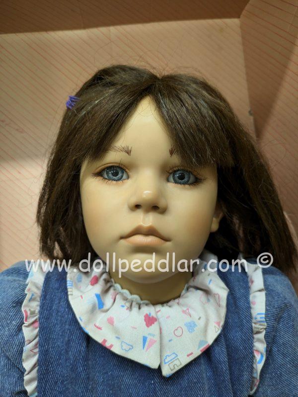 Annette Himstedt. FRIEDERIKE   WORLD CHILDREN COLLECTION.  29" Doll. Replaced Box & no shipper - Image 3