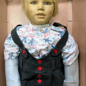 Annette Himstedt KASIMIR World Child Collection NRFB in Shipper