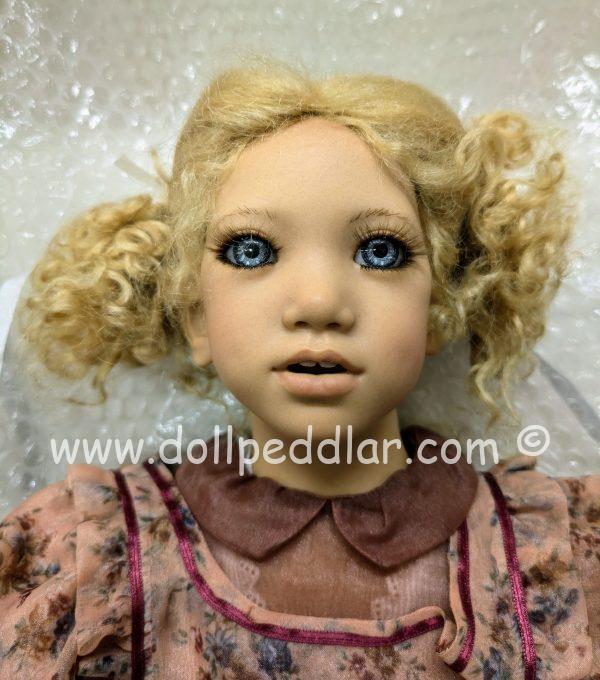 Annette Himstedt Lina 20.5"  never removed from original box in shipper - Image 3