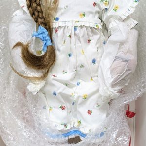 Annette Himstedt LONNEKE Doll NRFB in Shipper. COA