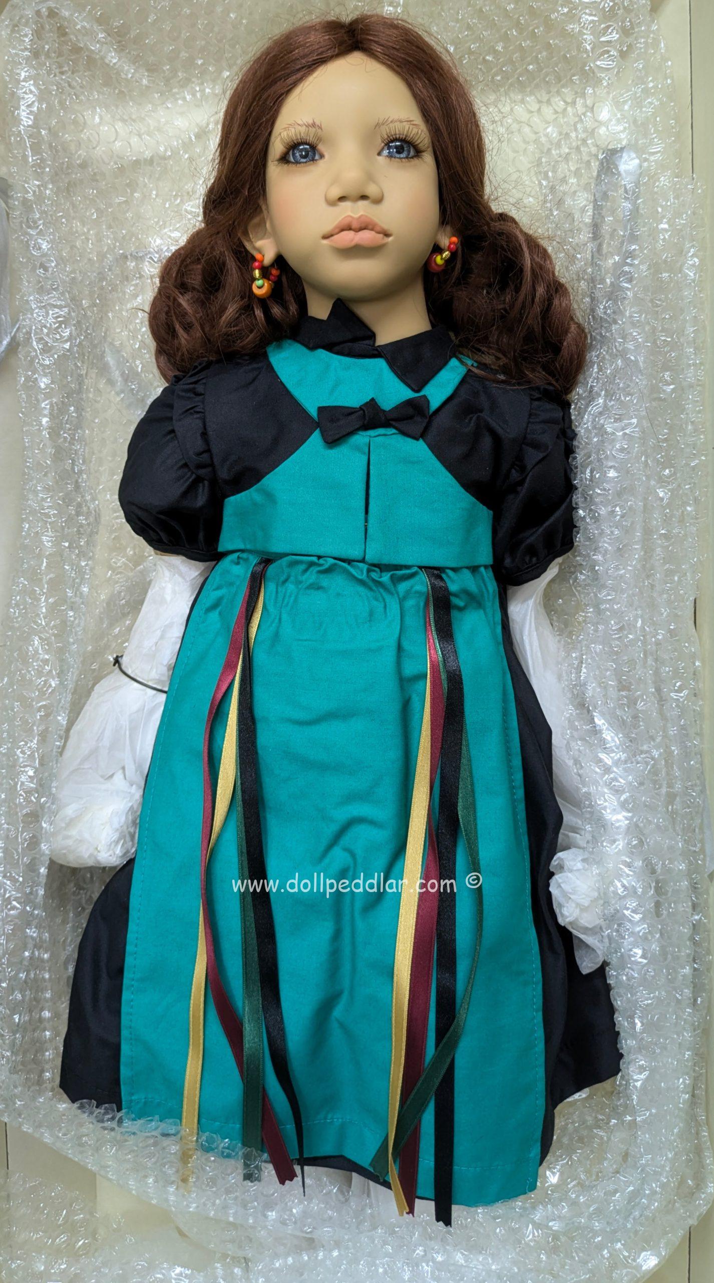 Annette Himstedt MADINA 29.5 " TENTH ANNIVERSARY COLLECTION never removed from box in shipper Some shippers may not be mint due to long term storage - Image 2