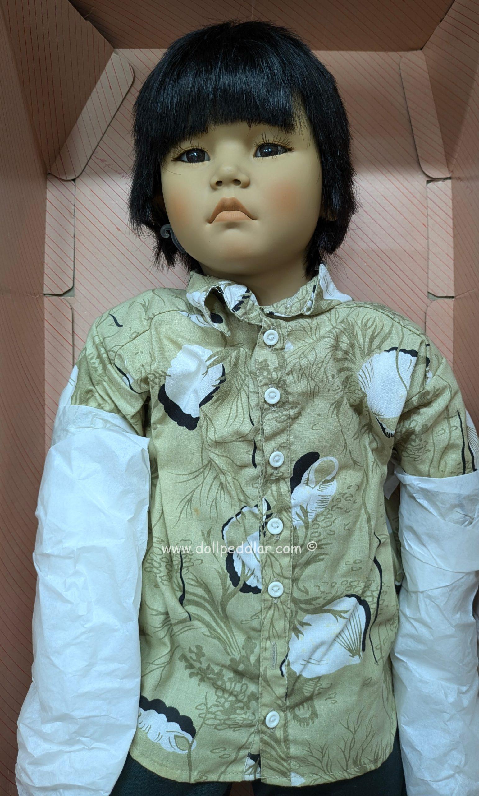 Annette Himstedt Makimura 31.5" Box and COA World Children. 1988/89 - Image 3