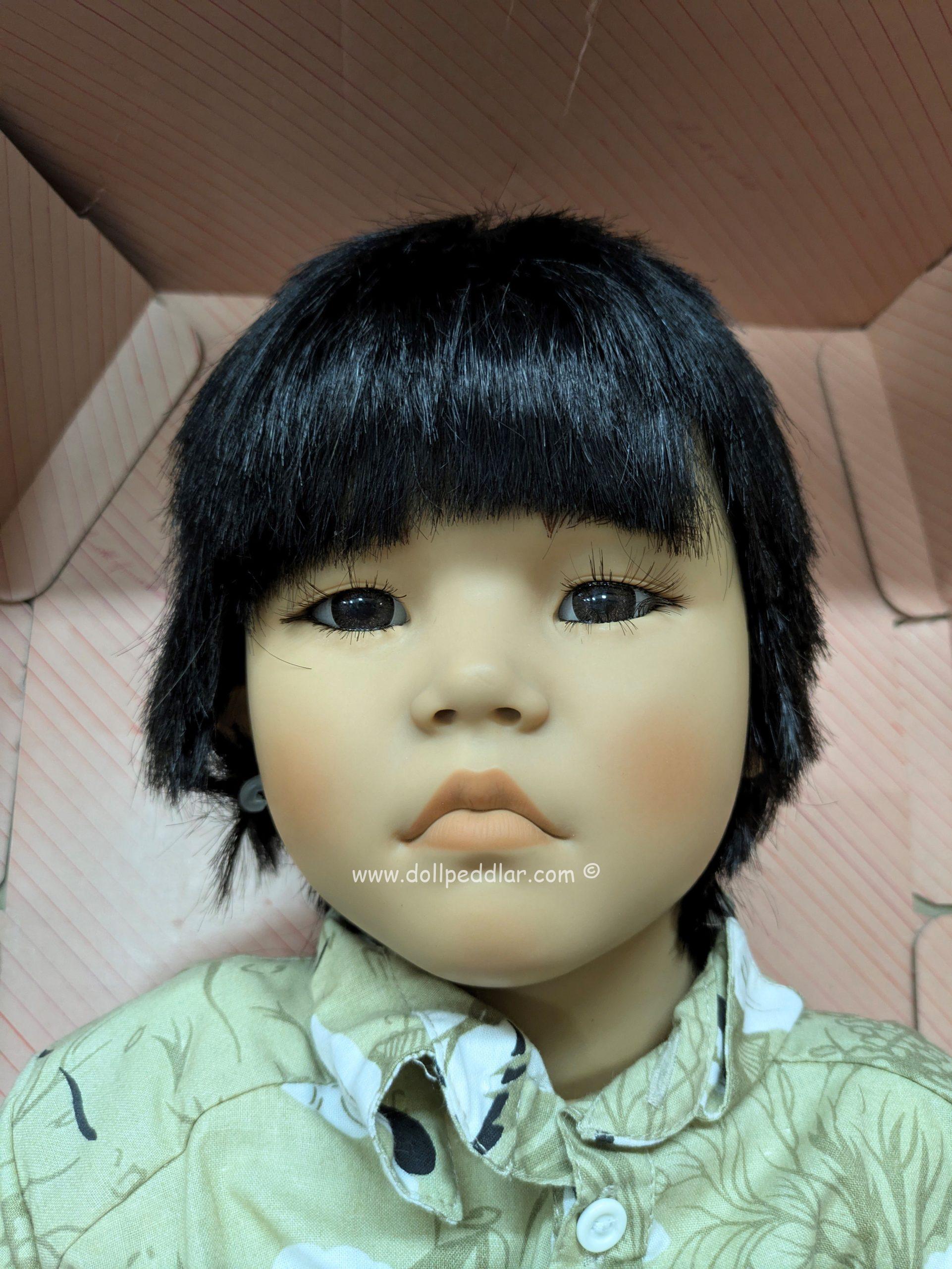 Annette Himstedt Makimura 31.5" Box and COA World Children. 1988/89 - Image 2