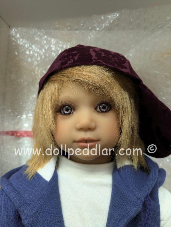 Annette Himstedt Oscar NRFB in Shipper