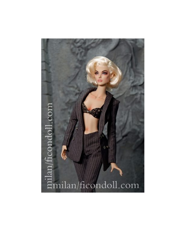 Ficon Milan 16" ball jointed fashion doll  LE30 New Sculpt  NRFB in shipper - Image 5