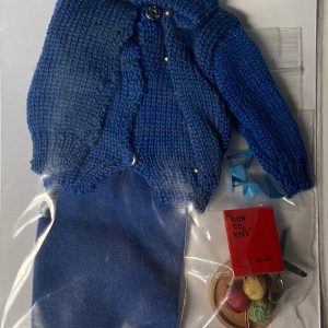 #957 Vintage Barbie Knitting Pretty Fashion