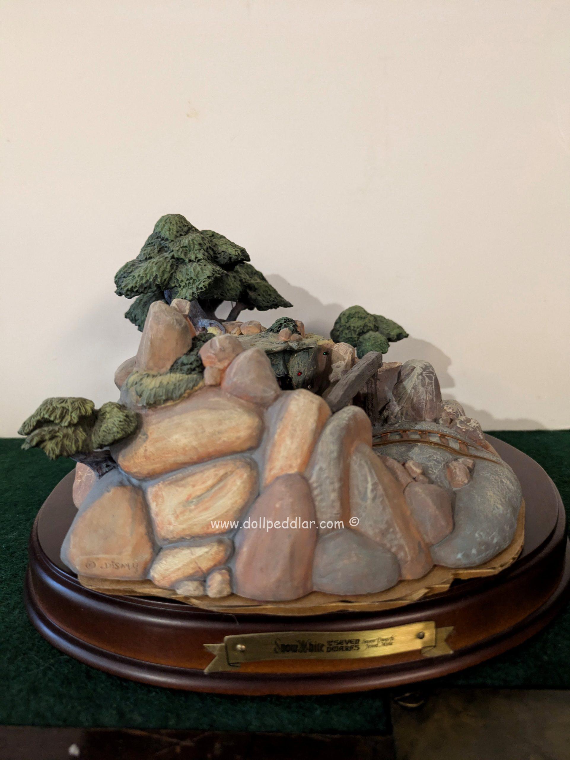 WDCC Enchanted Places Seven Dwarves' Jewel Mine Figurine NRFB w/ COA - Image 4