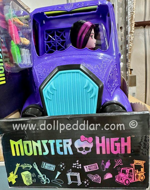The Monster High Fangtastic Rockin' Food Truck playset - Image 6