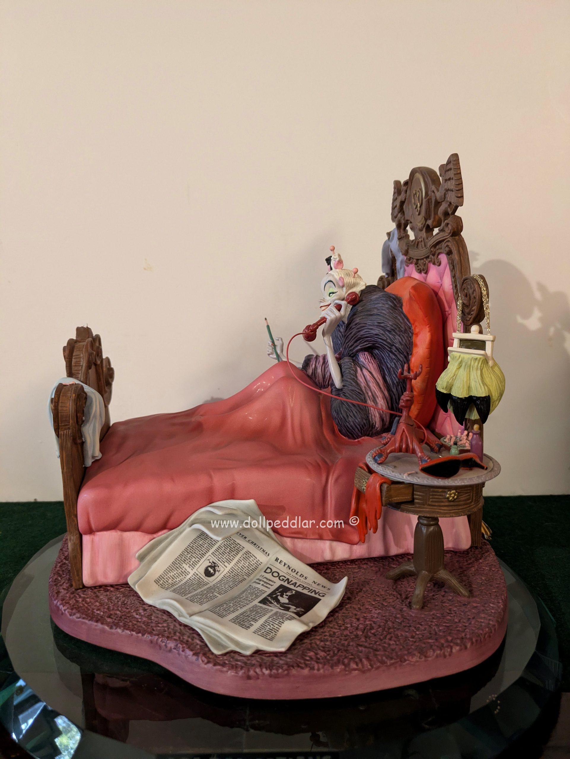 WDCC Cruella De Vil in Bed Figurine NRFB w/ COA - Image 4
