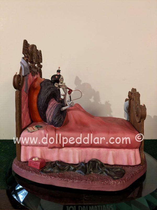 WDCC Cruella De Vil in Bed Figurine NRFB w/ COA - Image 3