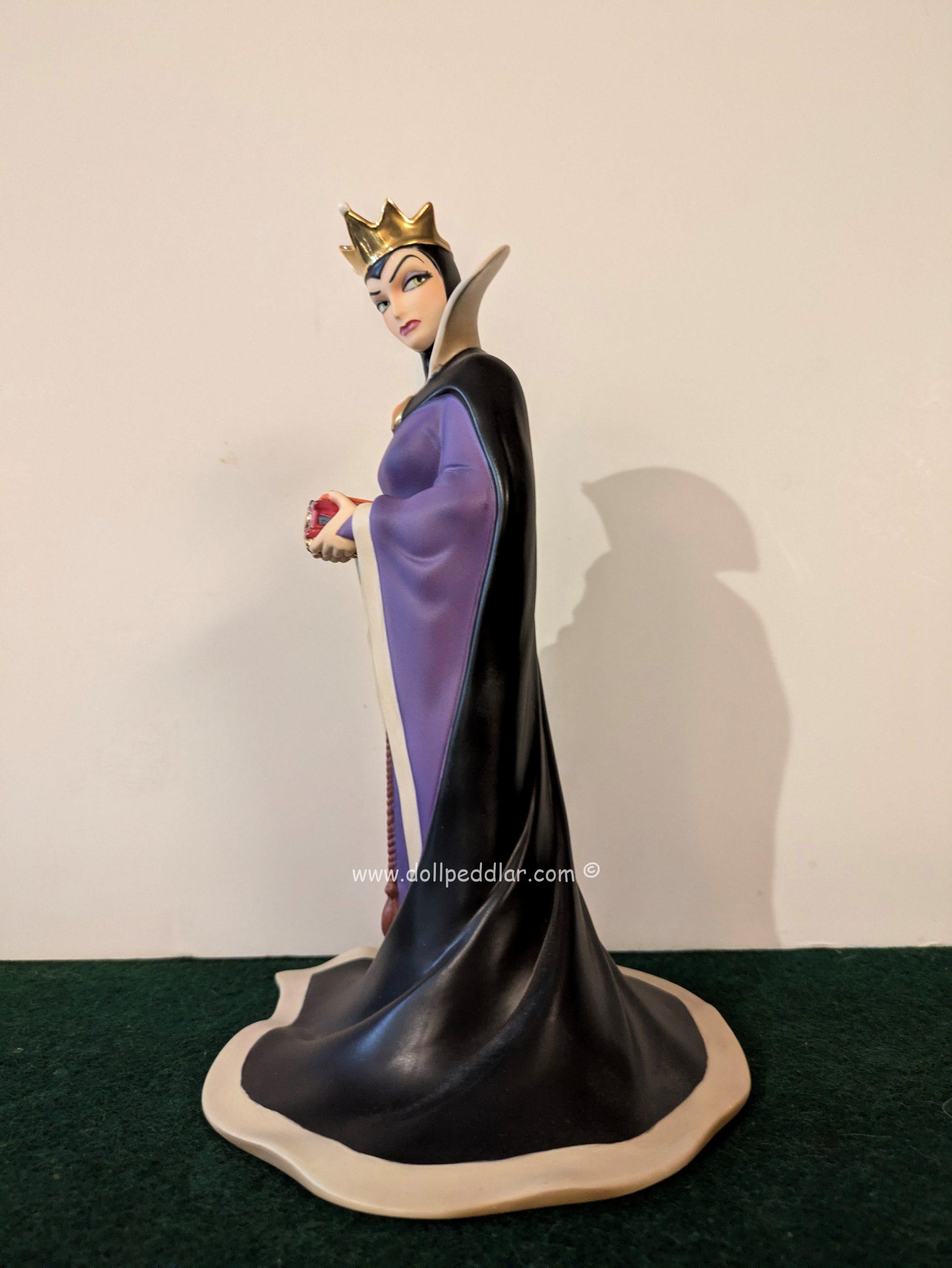 WDCC Queen "Bring Back Her Heart" Porcelain Figurine NRFB w/ COA - Image 5