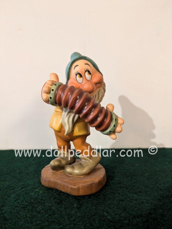 WDCC Bashful "Aw Shucks" Porcelain Figurine NO BOX NO COA - Image 5