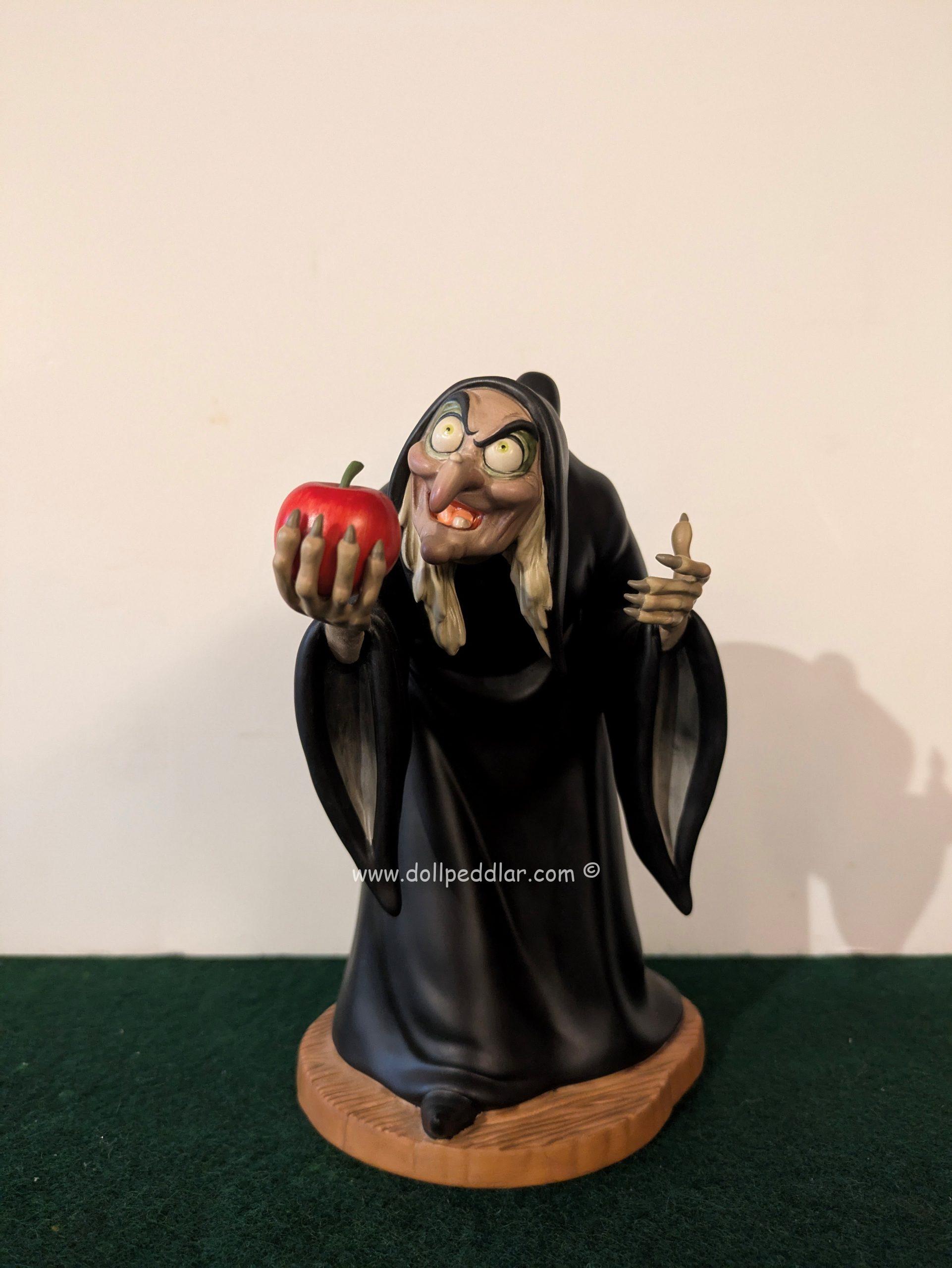 WDCC Witch "Take The Apple Dearie" Porcelain Figurine NO BOX NO COA - Image 3