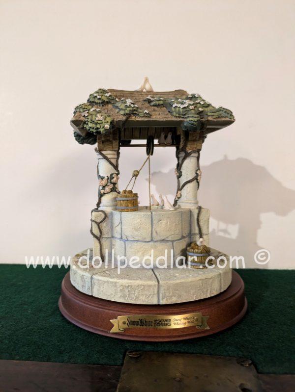 WDCC Snow White's Wishing Well Porcelain Figurine NRFB w/ COA