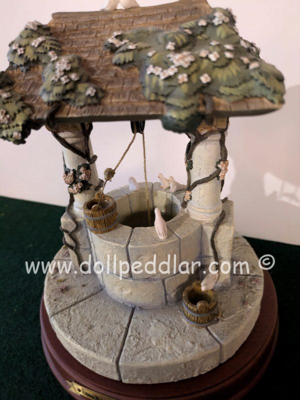 WDCC Snow White's Wishing Well Porcelain Figurine NRFB w/ COA - Image 2